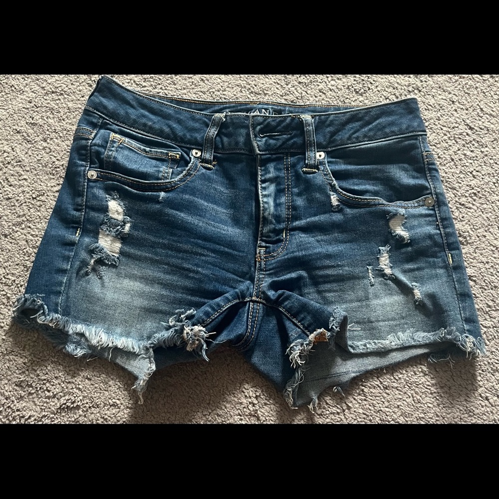 AE Size 6 Jean shorts